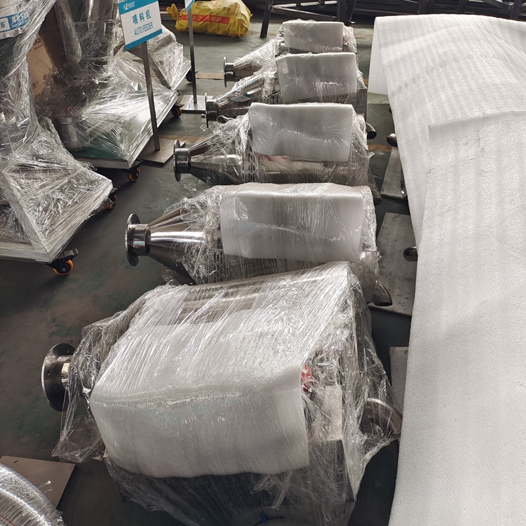 塑料干燥机在汽车配件注塑加工厂的作用是什么？