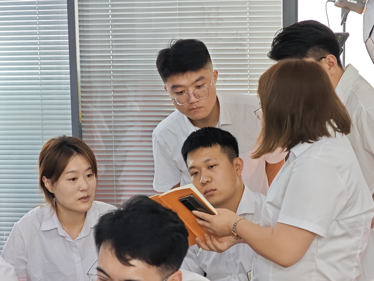 安捷能小组