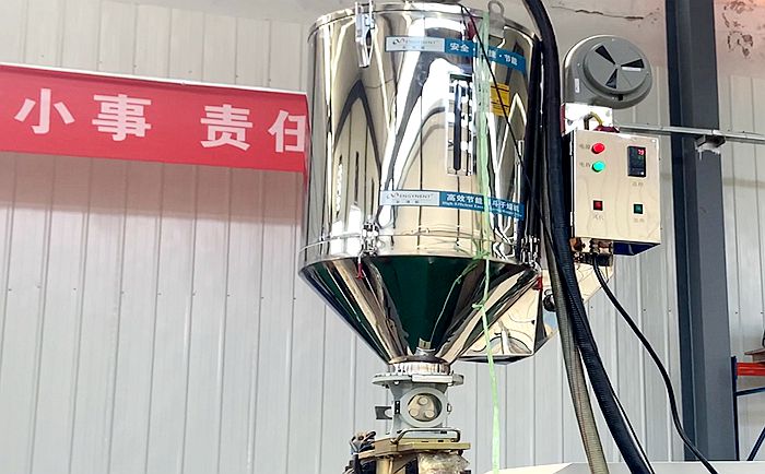 塑料干燥机的使用寿命与哪些因素相关